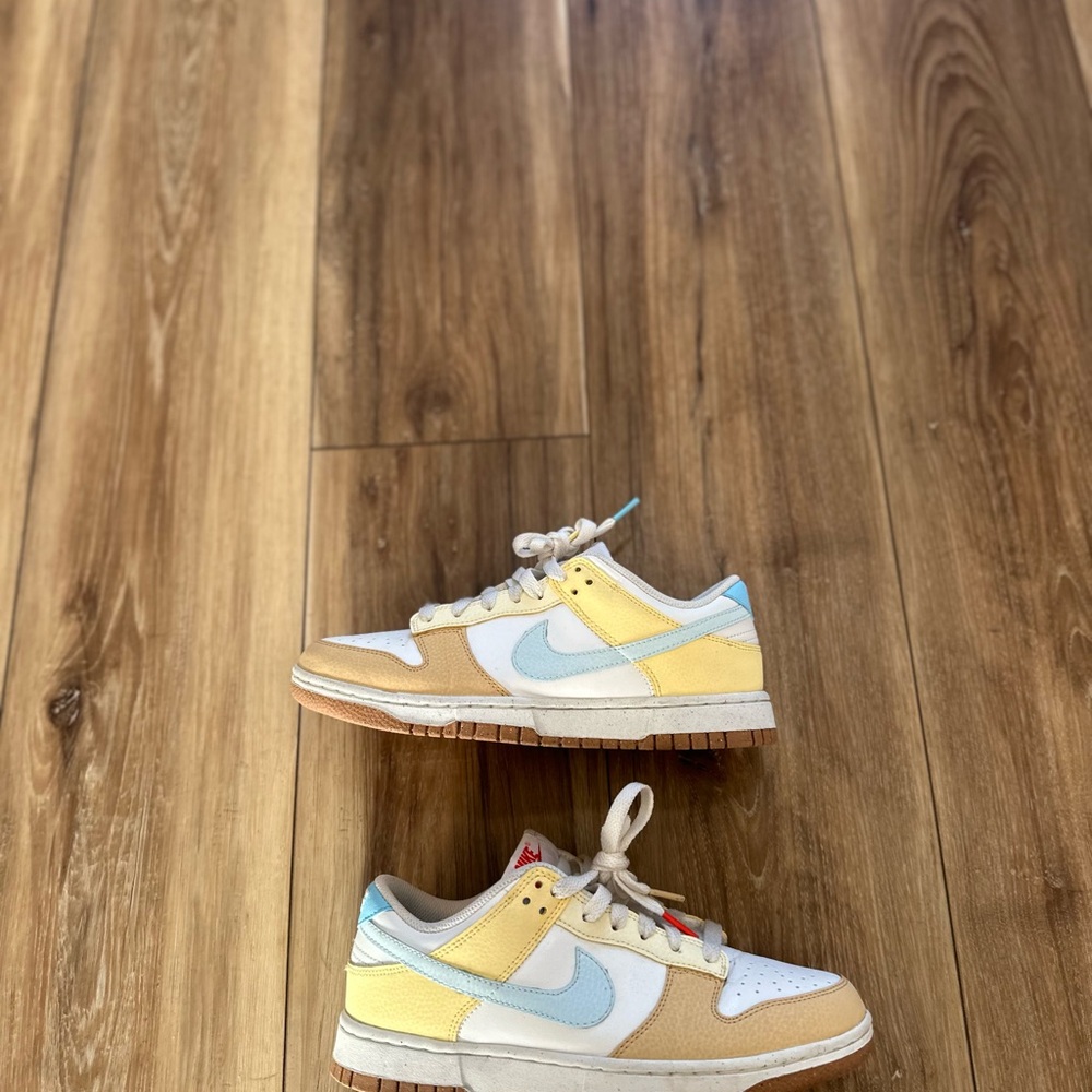 Nike women’s Dunk Low next nature soft yellow Sneakers size 7.5 - Picture 6 of 7